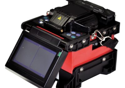 GIUNTATRICE  CON ALLINEAMENTO SUL CORE DA CAMPO